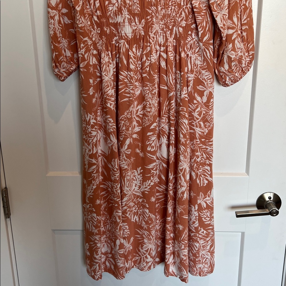 Rust Floral Button-Front Midi Dress - Picture 7 of 7